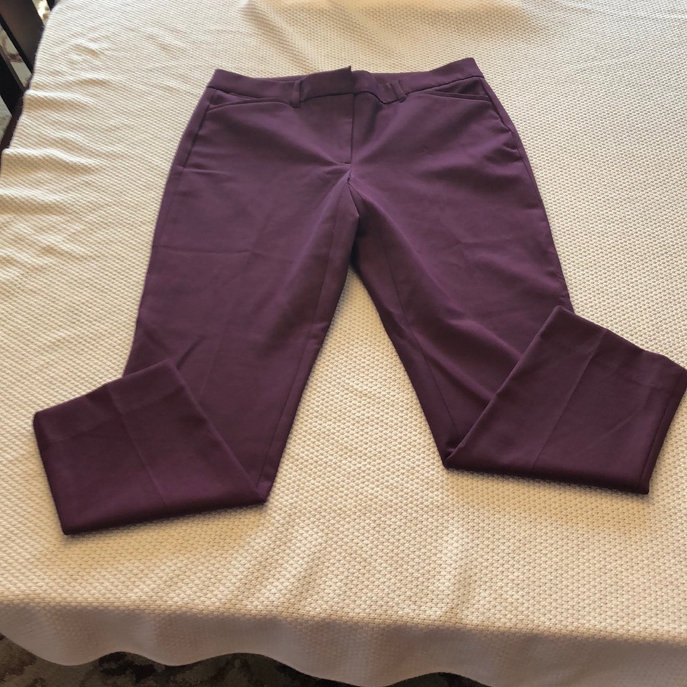 White House Black Market slim ankle pant